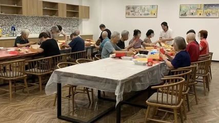 午餐配送到家、體檢標(biāo)準(zhǔn)升級……這些服務(wù)讓老年生活更貼心